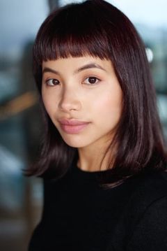 Jillian Nguyen interpreta Vi