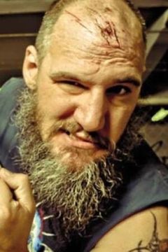 Dylan Keith Summers interpreta Necro Butcher