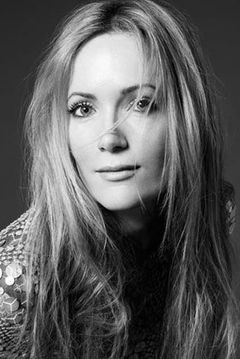 Leslie Mann interpreta Hope Betterman (voice)