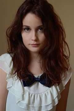 Charlotte Levy interpreta Tween Gamer Girl