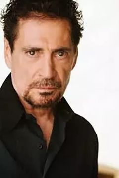 Daniel Faraldo interpreta Tony Salvano
