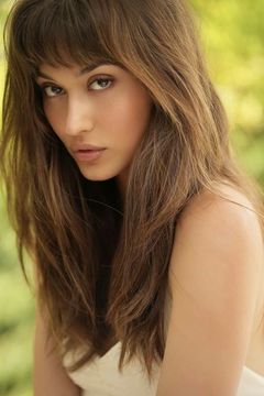 Eden Weiss interpreta Minka