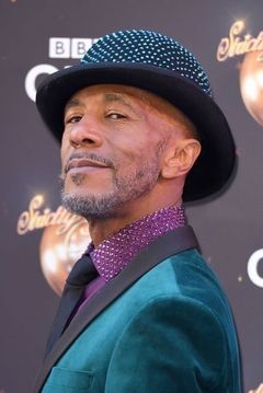 Danny John-Jules interpreta Officer Dwayne Myers