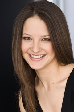 Mariee Devereux interpreta Talayla (voice)
