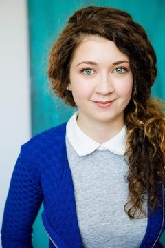 Marietta Melrose interpreta Karen Chandler