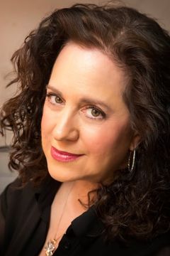 Ellen David interpreta Ruth Hoffman