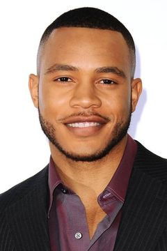 Trai Byers interpreta James Forman