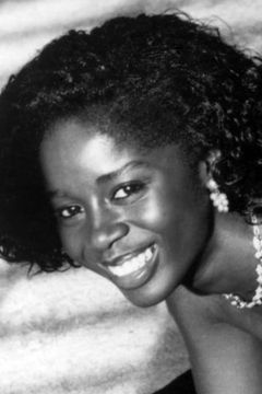 Akosua Busia interpreta Diane