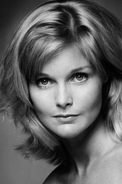 Carol Lynley interpreta Mona Fermoyle / Regina Fermoyle