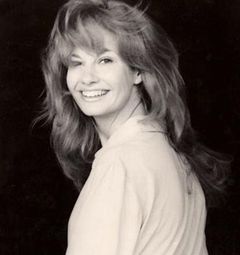 Linda Gary interpreta Doorbell Monster (uncredited voice)