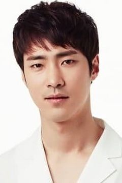 Choi Sung-jae interpreta Detective