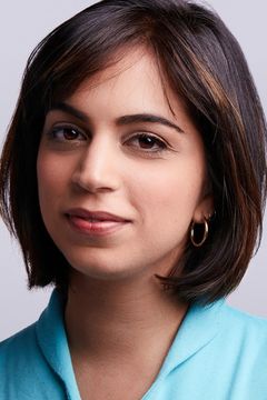 Rakhee Morzaria interpreta Tina