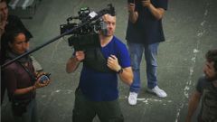 Olivier Schneider interpreta French Cop