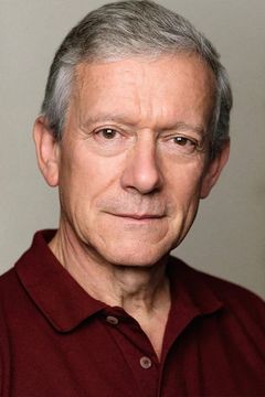 Philip Ridout interpreta Norman Cleaver