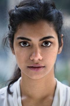 Hiftu Quasem interpreta Meg