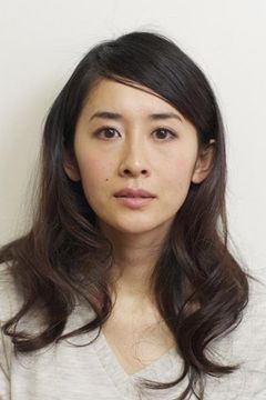 Aoba Kawai interpreta Kaho