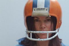 Amanda Goodwin interpreta Martha, Liz's Girlfriend