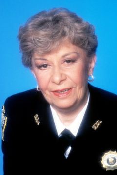 Selma Diamond interpreta Ginger Culpepper (voice)
