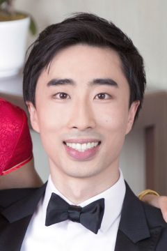 Wai Choy interpreta Tim Pak