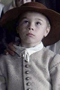 Lucas Dawson interpreta Jonas