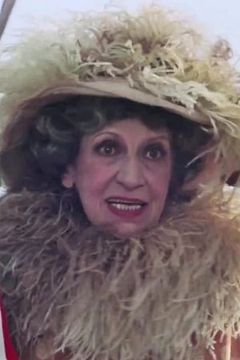 Nietta Zocchi interpreta Mrs. Heep