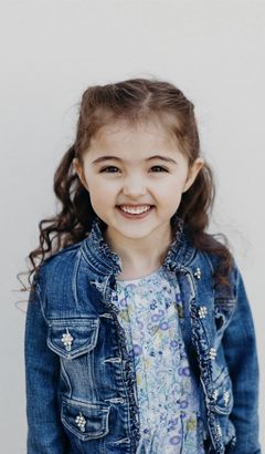 Sophia Daly interpreta Baby Katelyn