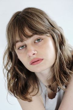Sophia Bunnell interpreta Kelsey