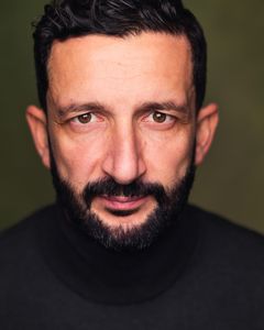 Konstantinos Kavakiotis interpreta Dimitri