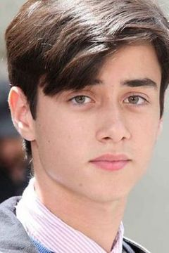 Samuel Garofalo interpreta Dario