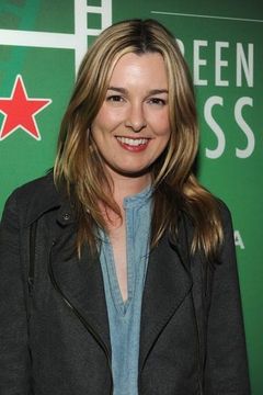 Anna Margaret Hollyman interpreta Elevator Woman