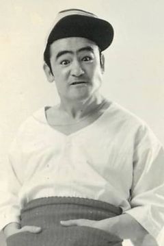 Takuzō Kawatani interpreta Inspector Hotta