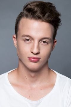 Connor Zegenhagen interpreta Asgardian