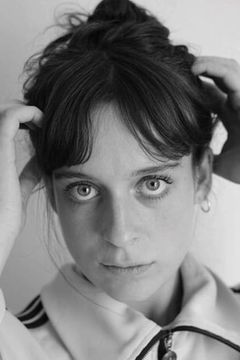 Pauline Bélier interpreta Elève école hôtelière 1