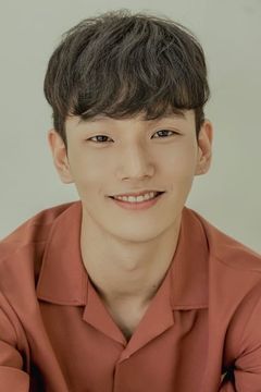 Shin Jae-hwi interpreta Ae-dong