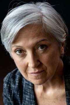 Maria Paiato interpreta Virginia Ferrara