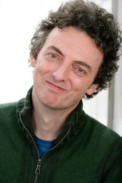 John Keating interpreta Young Crier (Hell on Wheels)