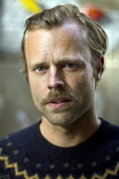 David Van Severen interpreta Remy