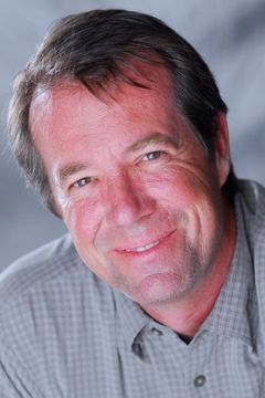 Eric Starkey interpreta Randy Boomer