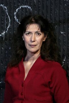 Anne Alvaro interpreta Marie-Louise Bousquet