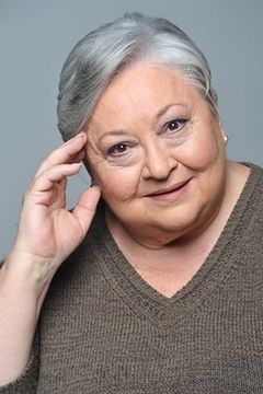 Molnár Piroska interpreta Grandmama