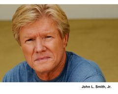 John L. Smith Jr. interpreta Restaurant Patron