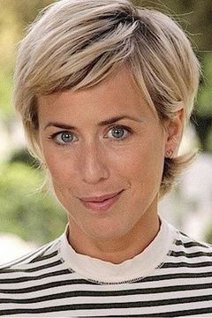 Emma Handy interpreta Mod Girlfriend