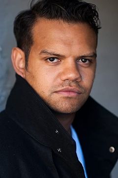 Meyne Wyatt interpreta Burtie