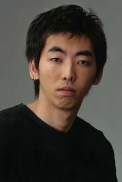 Tokio Emoto interpreta Takashi