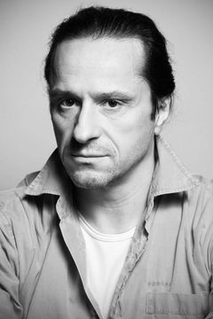 Claudiu Bleonţ interpreta Vladimir