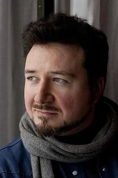Corneliu Dragomirescu interpreta Le père