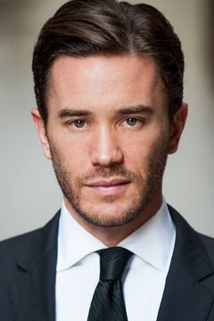 Tom Pelphrey interpreta Vadim Rutman