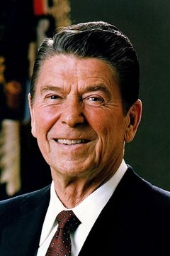 Ronald Reagan interpreta Himself (archive footage)