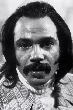 Ron O'Neal interpreta Joe Peralez