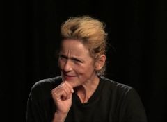 Jacqueline Abrahams interpreta Donkey Shooter